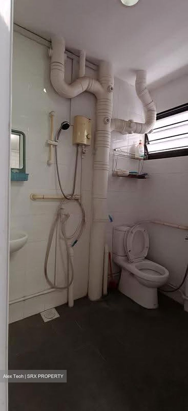 Blk 219A Jurong East Street 21 (Jurong East), HDB 5 Rooms #623714681